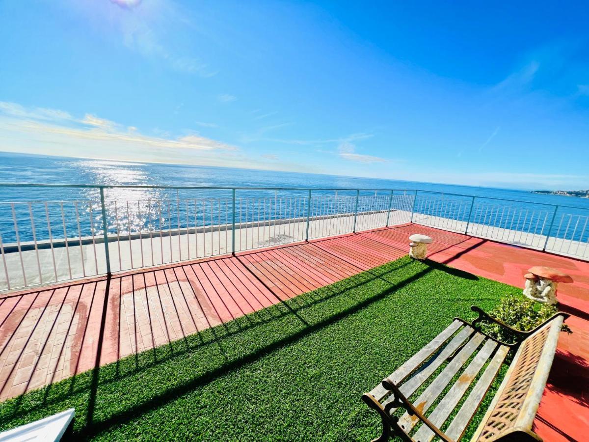Suite Sunset 22 - Fronte Mare Sanremo Exterior foto